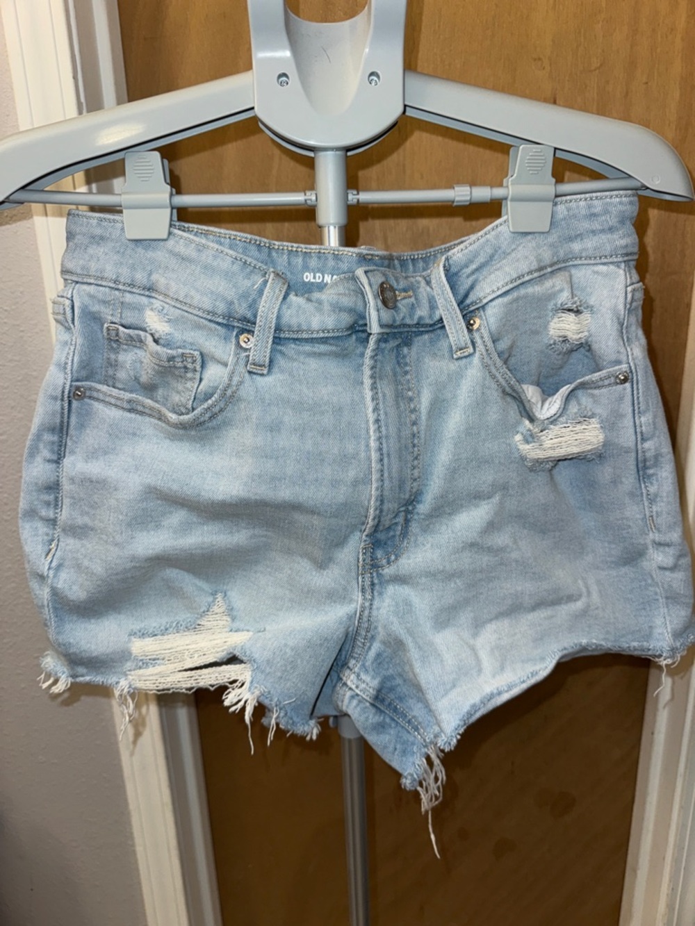 Old Navy O.G. STRAIGHT Light Wash Distressed Denim Shorts Cut offs, high rise 12